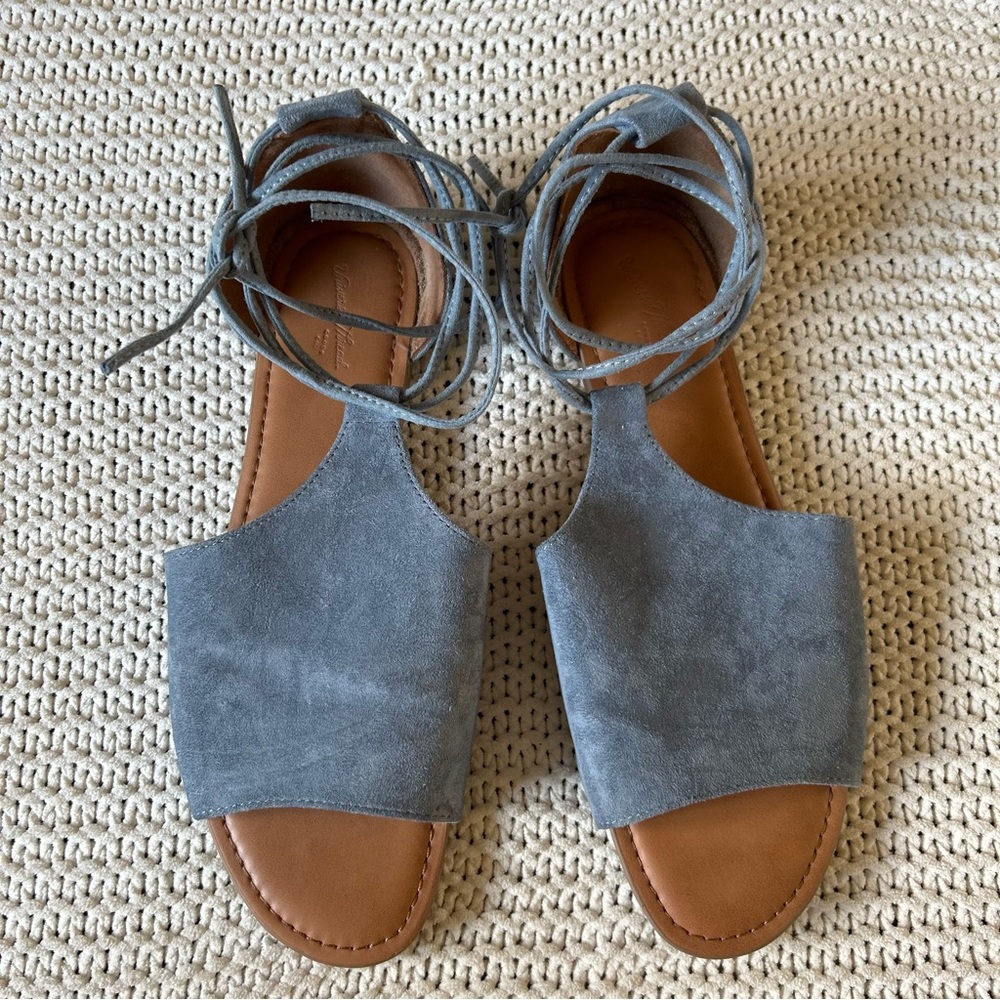 Universal Threads Sandal - Picture 8 of 8